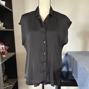 Nine West Women’s Size M Sleeveless Sheer Button Down Shirt